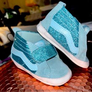 VANS “Sk8-Hi Off The Crib” Baby Girl Shoes! Size 4.0!